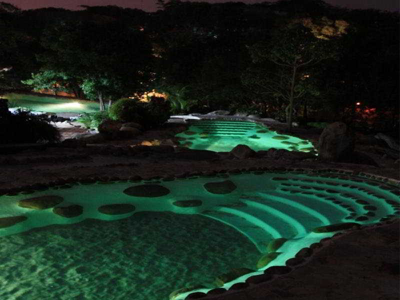 Guembe Biocentro & Resort Санта-Крус-де-ла-Сьерра Экстерьер фото